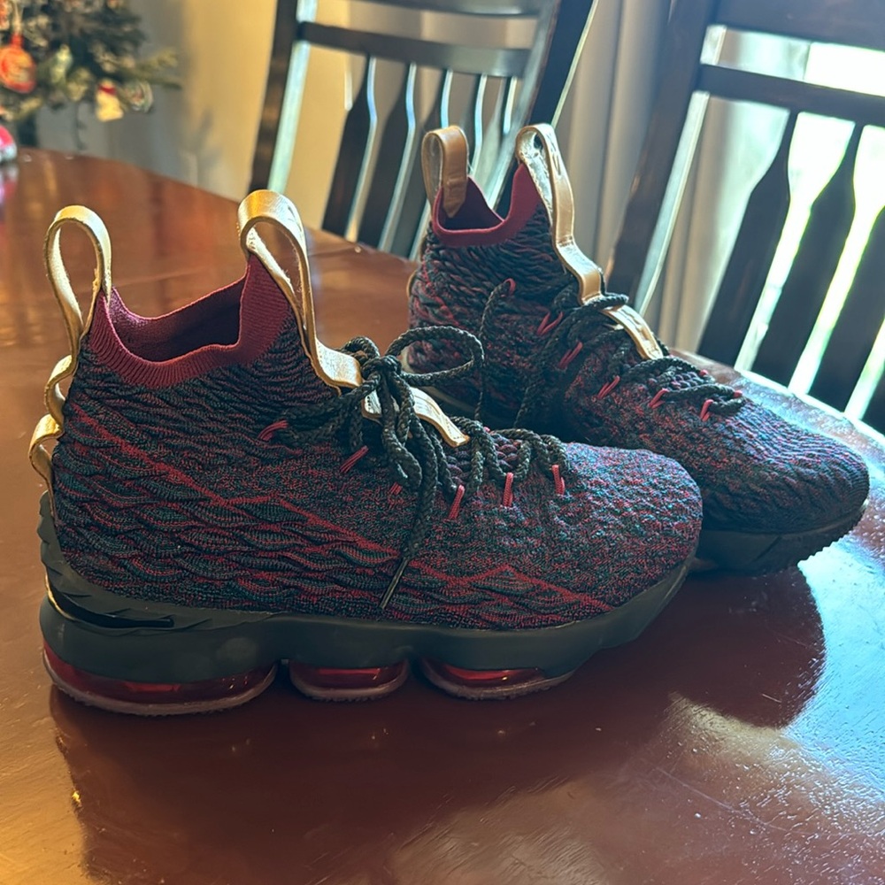 Nike LEBRON 15 “new heights